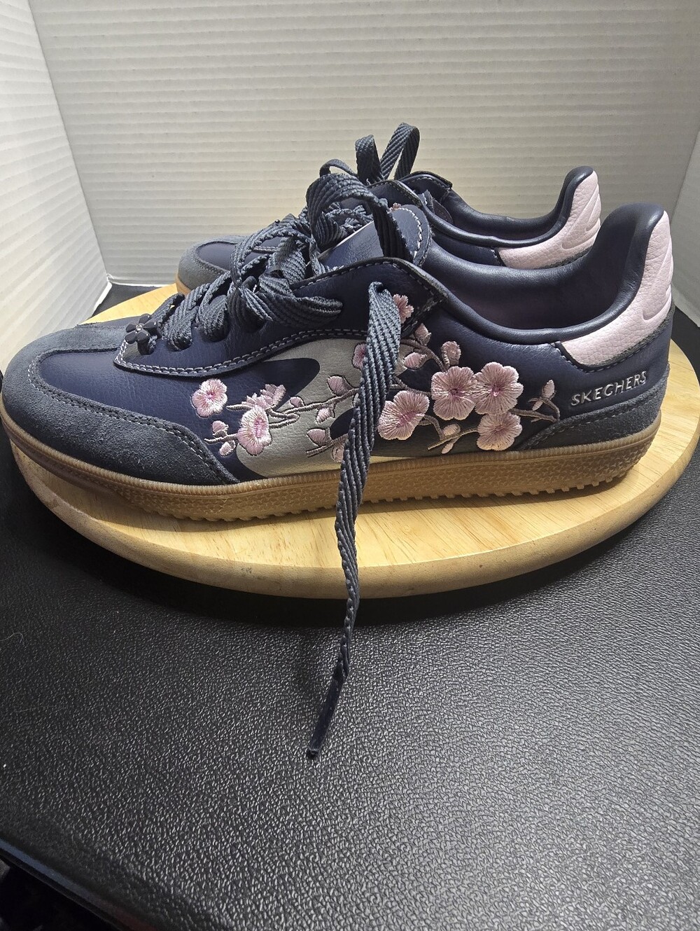 Skechers Hotshot Blooming Blossoms Sneakers